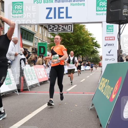 21.09.2025 - PSD Bank Halbmarathon Strokosch-Dieckow http://msf.ph/oto/8933302 21.09.2025 12:23:03 Ziel 3383, 3535, 3683, 3724, 3765 meine-sportfotos.de