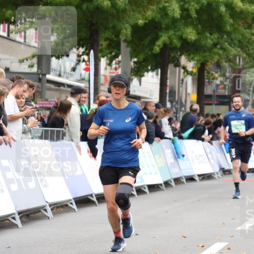 21.09.2025 - PSD Bank Halbmarathon Strokosch-Dieckow http://msf.ph/oto/8933331 21.09.2025 12:23:11 Ziel 1295, 1675, 3765 meine-sportfotos.de
