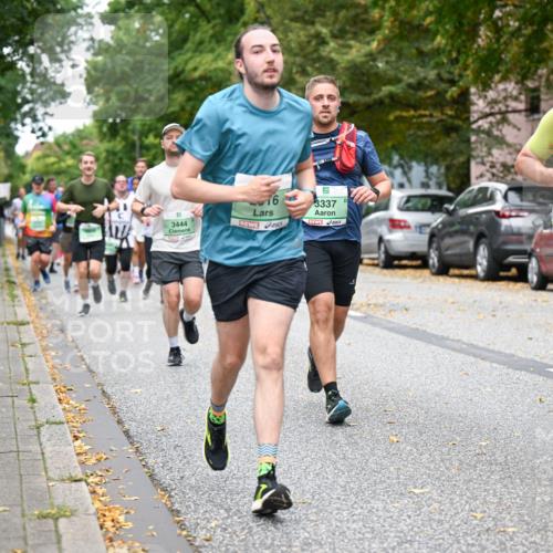 21.09.2025 - PSD Bank Halbmarathon Dr. Thomas Lammeyer http://msf.ph/oto/8933394 21.09.2025 10:54:20 Laufen 16, 3444, 3337, 3462 meine-sportfotos.de