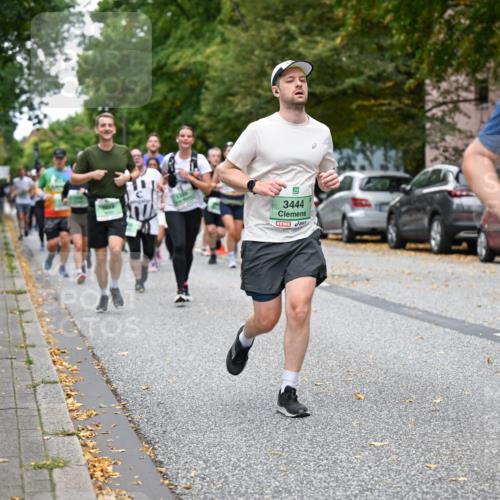21.09.2025 - PSD Bank Halbmarathon Dr. Thomas Lammeyer http://msf.ph/oto/8933411 21.09.2025 10:54:22 Laufen 3444, 3337 meine-sportfotos.de