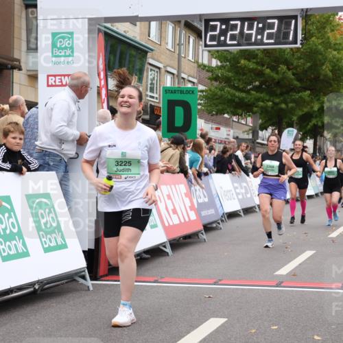 21.09.2025 - PSD Bank Halbmarathon Strokosch-Dieckow http://msf.ph/oto/8933428 21.09.2025 12:23:44 Ziel 1011, 1012, 1013, 3225, 3300, 3368, 3386, 3515 meine-sportfotos.de