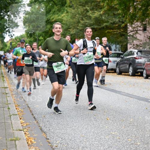 21.09.2025 - PSD Bank Halbmarathon Dr. Thomas Lammeyer http://msf.ph/oto/8933432 21.09.2025 10:54:24 Laufen 3346, 3012, 1389, 4925 meine-sportfotos.de