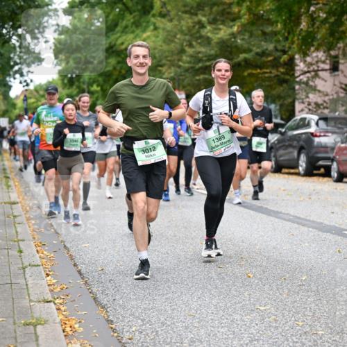 21.09.2025 - PSD Bank Halbmarathon Dr. Thomas Lammeyer http://msf.ph/oto/8933436 21.09.2025 10:54:24 Laufen 3346, 3012, 1389 meine-sportfotos.de