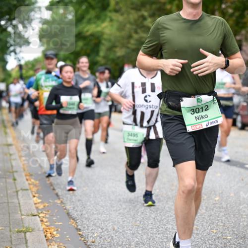 21.09.2025 - PSD Bank Halbmarathon Dr. Thomas Lammeyer http://msf.ph/oto/8933451 21.09.2025 10:54:25 Laufen 3495, 3012, 1389 meine-sportfotos.de