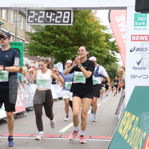 21.09.2025 - PSD Bank Halbmarathon Strokosch-Dieckow http://msf.ph/oto/8933467 21.09.2025 12:23:51 Ziel 1011, 1012, 1013, 1448, 1449, 1612, 1613, 2987, 3225, 3368, 3546 meine-sportfotos.de