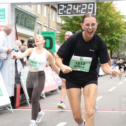 21.09.2025 - PSD Bank Halbmarathon Strokosch-Dieckow http://msf.ph/oto/8933475 21.09.2025 12:23:53 Ziel 1011, 1012, 1013, 1448, 1449, 1612, 1613, 2987, 3368, 3546 meine-sportfotos.de