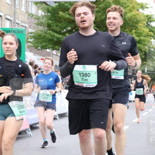 21.09.2025 - PSD Bank Halbmarathon Strokosch-Dieckow http://msf.ph/oto/8933487 21.09.2025 12:23:59 Ziel 1166, 1380, 1448, 1449, 1613, 2729, 2810, 2827, 3359, 3546 meine-sportfotos.de