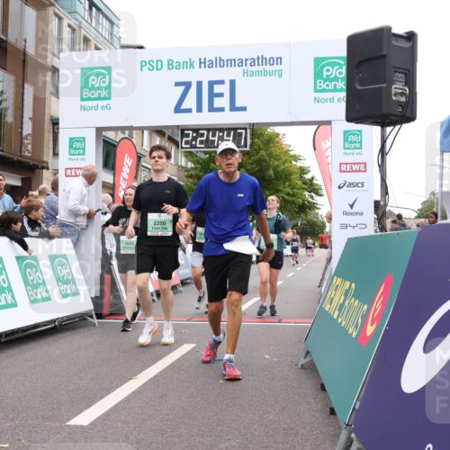 21.09.2025 - PSD Bank Halbmarathon Strokosch-Dieckow http://msf.ph/oto/8933526 21.09.2025 12:24:11 Ziel 1005, 1163, 1575, 1576, 2250, 3138, 3240, 3616 meine-sportfotos.de