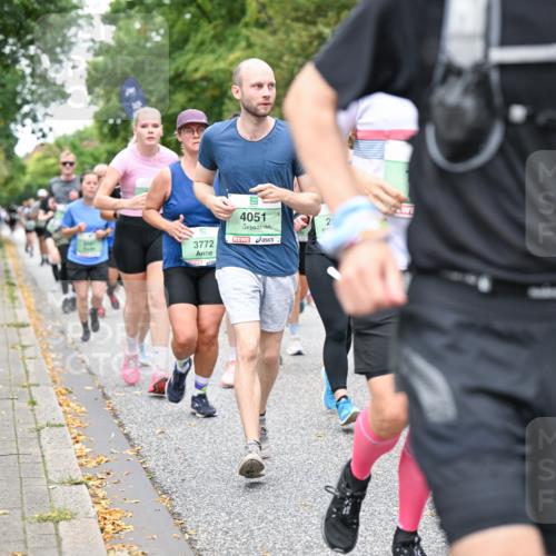 21.09.2025 - PSD Bank Halbmarathon Dr. Thomas Lammeyer http://msf.ph/oto/8933573 21.09.2025 10:54:38 Laufen 3772, 4051 meine-sportfotos.de