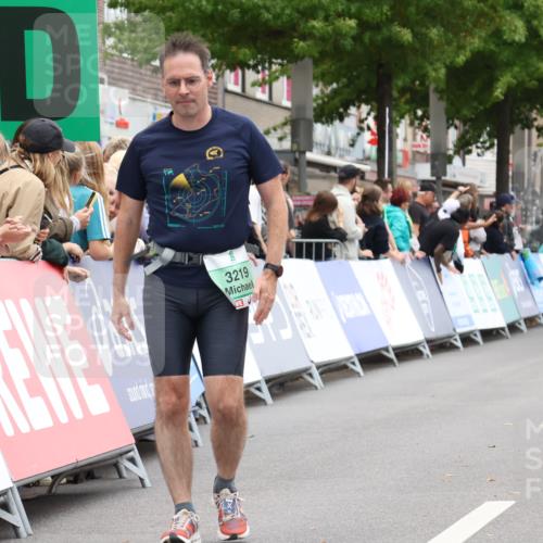 21.09.2025 - PSD Bank Halbmarathon Strokosch-Dieckow http://msf.ph/oto/8933620 21.09.2025 12:24:40 Ziel 3022, 3219, 3281 meine-sportfotos.de