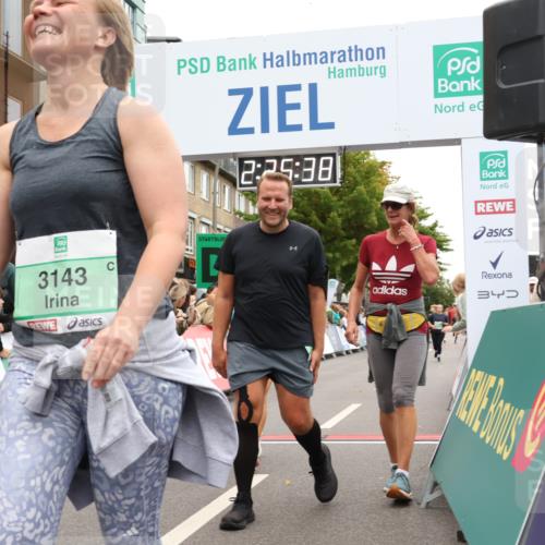 21.09.2025 - PSD Bank Halbmarathon Strokosch-Dieckow http://msf.ph/oto/8933665 21.09.2025 12:25:02 Ziel 3143, 3214, 3263, 3762 meine-sportfotos.de