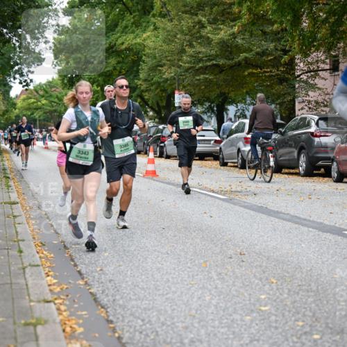 21.09.2025 - PSD Bank Halbmarathon Dr. Thomas Lammeyer http://msf.ph/oto/8933714 21.09.2025 10:54:52 Laufen 3343, 3385, 3500, 3496 meine-sportfotos.de