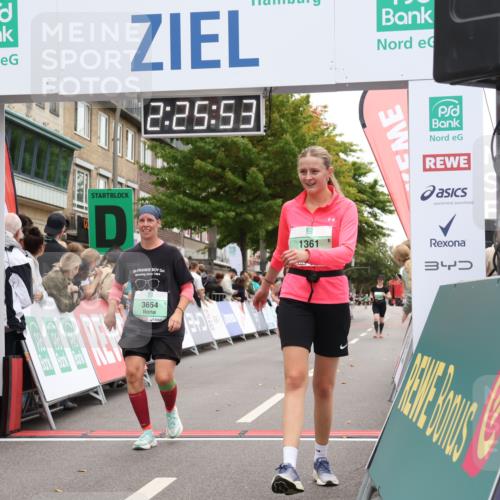 21.09.2025 - PSD Bank Halbmarathon Strokosch-Dieckow http://msf.ph/oto/8933716 21.09.2025 12:25:17 Ziel 1361, 1654, 1655, 1808, 3317, 3436, 3654, 3820, 4014 meine-sportfotos.de
