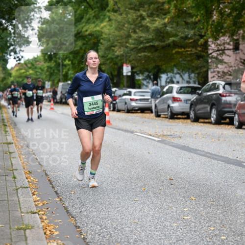 21.09.2025 - PSD Bank Halbmarathon Dr. Thomas Lammeyer http://msf.ph/oto/8933781 21.09.2025 10:55:02 Laufen 3445, 3413, 104915 meine-sportfotos.de