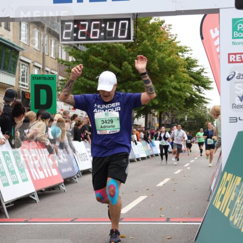 21.09.2025 - PSD Bank Halbmarathon Strokosch-Dieckow http://msf.ph/oto/8933786 21.09.2025 12:26:03 Ziel 3258, 3429, 3548 meine-sportfotos.de