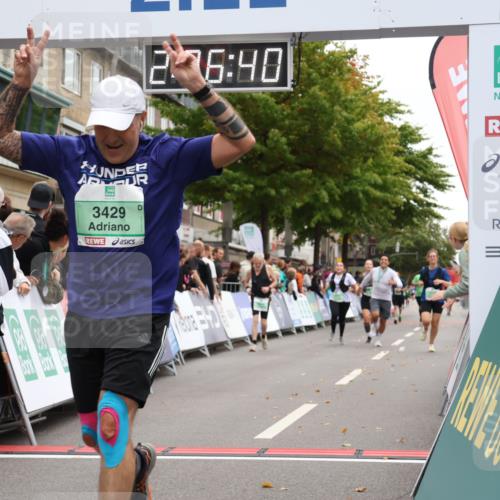 21.09.2025 - PSD Bank Halbmarathon Strokosch-Dieckow http://msf.ph/oto/8933791 21.09.2025 12:26:04 Ziel 3258, 3429, 3548 meine-sportfotos.de