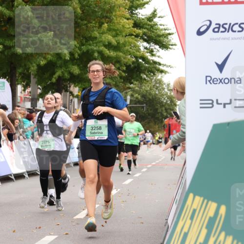 21.09.2025 - PSD Bank Halbmarathon Strokosch-Dieckow http://msf.ph/oto/8933799 21.09.2025 12:26:06 Ziel 2975, 3258, 3429, 3631 meine-sportfotos.de