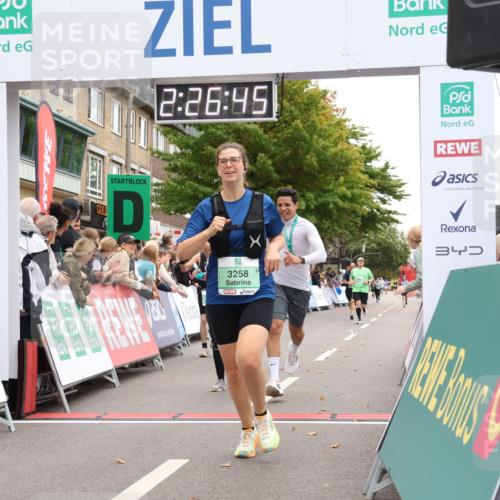 21.09.2025 - PSD Bank Halbmarathon Strokosch-Dieckow http://msf.ph/oto/8933811 21.09.2025 12:26:08 Ziel 2975, 3258, 3429, 3631, 3829 meine-sportfotos.de