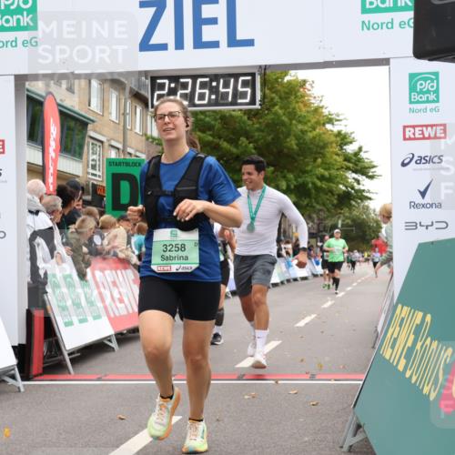 21.09.2025 - PSD Bank Halbmarathon Strokosch-Dieckow http://msf.ph/oto/8933813 21.09.2025 12:26:08 Ziel 2975, 3258, 3429, 3631, 3829 meine-sportfotos.de