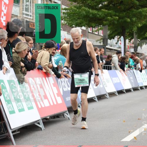 21.09.2025 - PSD Bank Halbmarathon Strokosch-Dieckow http://msf.ph/oto/8933828 21.09.2025 12:26:11 Ziel 2975, 3258, 3504, 3631, 3829 meine-sportfotos.de