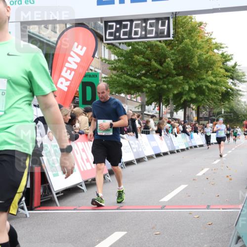 21.09.2025 - PSD Bank Halbmarathon Strokosch-Dieckow http://msf.ph/oto/8933866 21.09.2025 12:26:18 Ziel 3227, 3504, 3829 meine-sportfotos.de