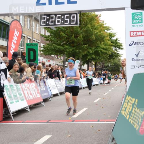 21.09.2025 - PSD Bank Halbmarathon Strokosch-Dieckow http://msf.ph/oto/8933879 21.09.2025 12:26:23 Ziel 3206, 3227, 3504, 3611 meine-sportfotos.de