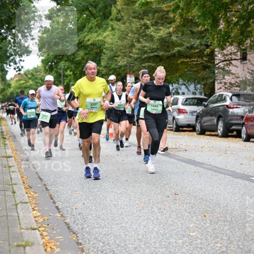 21.09.2025 - PSD Bank Halbmarathon Dr. Thomas Lammeyer http://msf.ph/oto/8933938 21.09.2025 10:55:29 Laufen 1652, 3265, 3207, 1054, 1443, 4915 meine-sportfotos.de