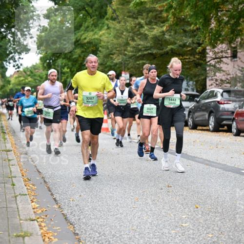 21.09.2025 - PSD Bank Halbmarathon Dr. Thomas Lammeyer http://msf.ph/oto/8933943 21.09.2025 10:55:29 Laufen 1652, 3265, 3207, 1054, 3527, 1443, 4915 meine-sportfotos.de
