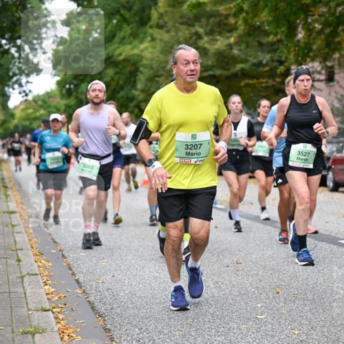 21.09.2025 - PSD Bank Halbmarathon Dr. Thomas Lammeyer http://msf.ph/oto/8933961 21.09.2025 10:55:31 Laufen 3265, 3207, 105, 3527 meine-sportfotos.de