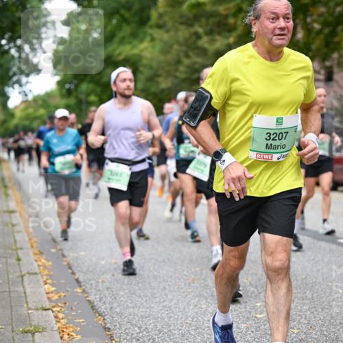 21.09.2025 - PSD Bank Halbmarathon Dr. Thomas Lammeyer http://msf.ph/oto/8933973 21.09.2025 10:55:32 Laufen 3207, 3527 meine-sportfotos.de