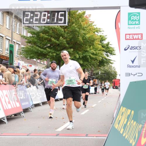 21.09.2025 - PSD Bank Halbmarathon Strokosch-Dieckow http://msf.ph/oto/8934147 21.09.2025 12:27:39 Ziel 1269, 1270, 1362, 3451, 3457, 3490, 3661, 3845 meine-sportfotos.de