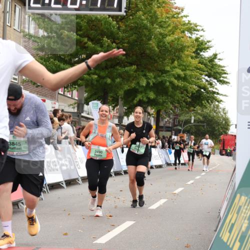 21.09.2025 - PSD Bank Halbmarathon Strokosch-Dieckow http://msf.ph/oto/8934161 21.09.2025 12:27:41 Ziel 1362, 3457, 3490, 3661, 3845 meine-sportfotos.de