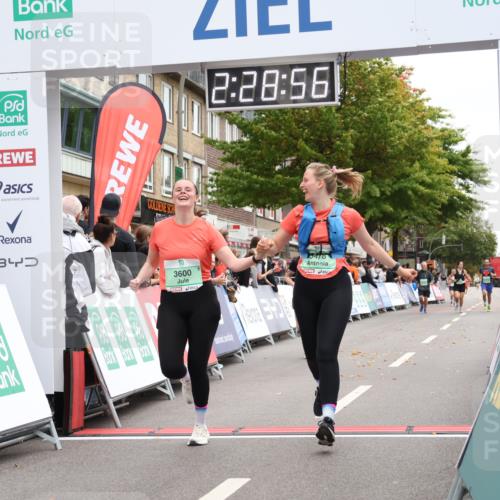 21.09.2025 - PSD Bank Halbmarathon Strokosch-Dieckow http://msf.ph/oto/8934281 21.09.2025 12:28:19 Ziel 1677, 3478, 3481, 3507, 3600, 3615, 3658 meine-sportfotos.de