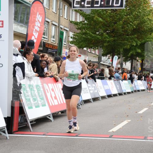 21.09.2025 - PSD Bank Halbmarathon Strokosch-Dieckow http://msf.ph/oto/8934339 21.09.2025 12:28:33 Ziel 2726, 3000, 3422, 3776 meine-sportfotos.de