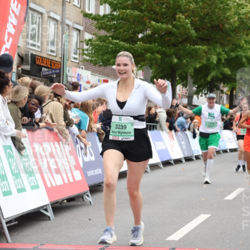 21.09.2025 - PSD Bank Halbmarathon Strokosch-Dieckow http://msf.ph/oto/8934385 21.09.2025 12:28:55 Ziel 1065, 1573, 3239 meine-sportfotos.de
