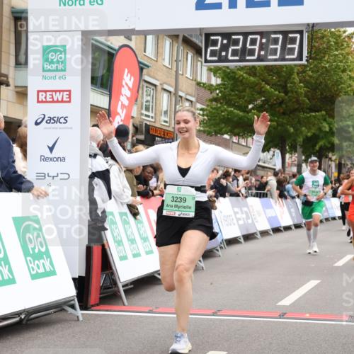 21.09.2025 - PSD Bank Halbmarathon Strokosch-Dieckow http://msf.ph/oto/8934388 21.09.2025 12:28:56 Ziel 1065, 1573, 3239, 3684 meine-sportfotos.de