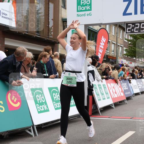 21.09.2025 - PSD Bank Halbmarathon Strokosch-Dieckow http://msf.ph/oto/8934432 21.09.2025 12:29:04 Ziel 1065, 1573, 3684, 3685 meine-sportfotos.de