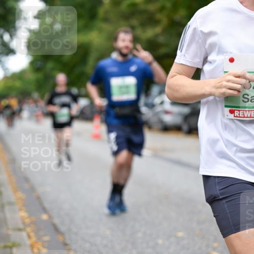 21.09.2025 - PSD Bank Halbmarathon Dr. Thomas Lammeyer http://msf.ph/oto/8934456 21.09.2025 10:56:32 Laufen 278 meine-sportfotos.de