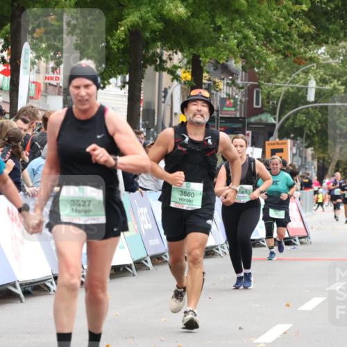 21.09.2025 - PSD Bank Halbmarathon Strokosch-Dieckow http://msf.ph/oto/8934465 21.09.2025 12:29:16 Ziel 1652, 3527, 3633, 3880 meine-sportfotos.de