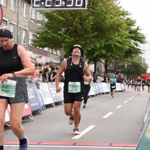 21.09.2025 - PSD Bank Halbmarathon Strokosch-Dieckow http://msf.ph/oto/8934479 21.09.2025 12:29:19 Ziel 1652, 3527, 3633, 3880, 3981 meine-sportfotos.de