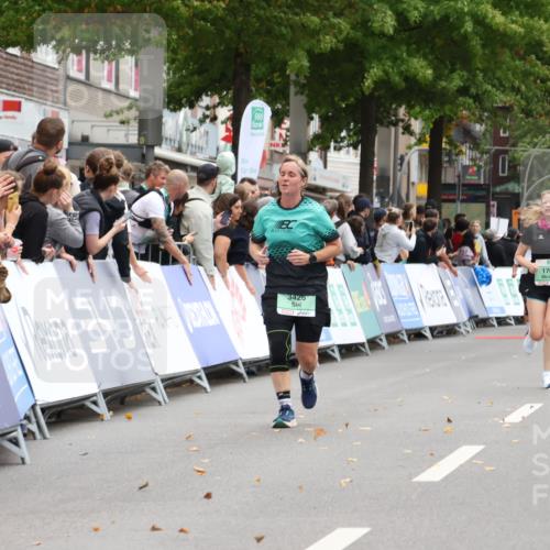 21.09.2025 - PSD Bank Halbmarathon Strokosch-Dieckow http://msf.ph/oto/8934499 21.09.2025 12:29:26 Ziel 1652, 3426, 3527, 3880, 3981 meine-sportfotos.de