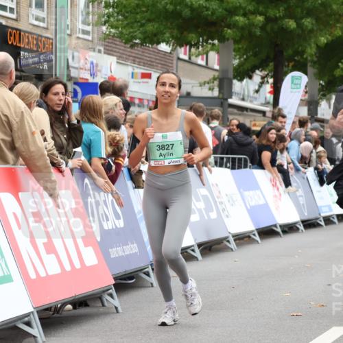 21.09.2025 - PSD Bank Halbmarathon Strokosch-Dieckow http://msf.ph/oto/8934744 21.09.2025 12:31:15 Ziel 1224, 3581, 3827 meine-sportfotos.de