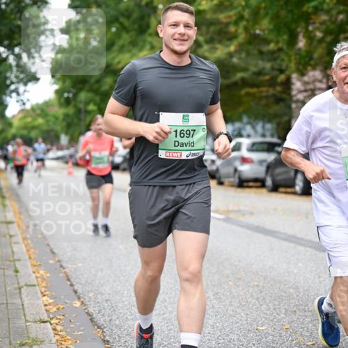 21.09.2025 - PSD Bank Halbmarathon Dr. Thomas Lammeyer http://msf.ph/oto/8934844 21.09.2025 10:57:19 Laufen 1697, 3280 meine-sportfotos.de