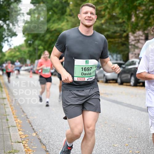 21.09.2025 - PSD Bank Halbmarathon Dr. Thomas Lammeyer http://msf.ph/oto/8934846 21.09.2025 10:57:19 Laufen 1697, 3280 meine-sportfotos.de