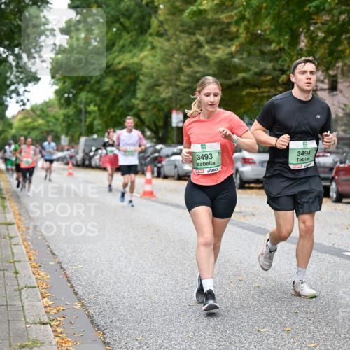 21.09.2025 - PSD Bank Halbmarathon Dr. Thomas Lammeyer http://msf.ph/oto/8934866 21.09.2025 10:57:22 Laufen 3493, 3494 meine-sportfotos.de