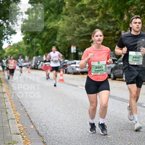 21.09.2025 - PSD Bank Halbmarathon Dr. Thomas Lammeyer http://msf.ph/oto/8934870 21.09.2025 10:57:22 Laufen 3493, 3494 meine-sportfotos.de