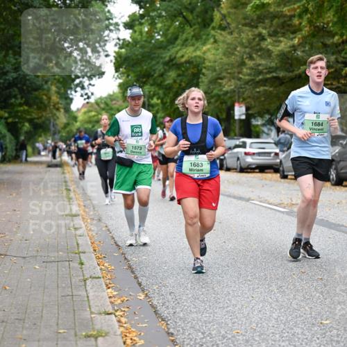 21.09.2025 - PSD Bank Halbmarathon Dr. Thomas Lammeyer http://msf.ph/oto/8934966 21.09.2025 10:57:35 Laufen 1573, 1683, 1684 meine-sportfotos.de
