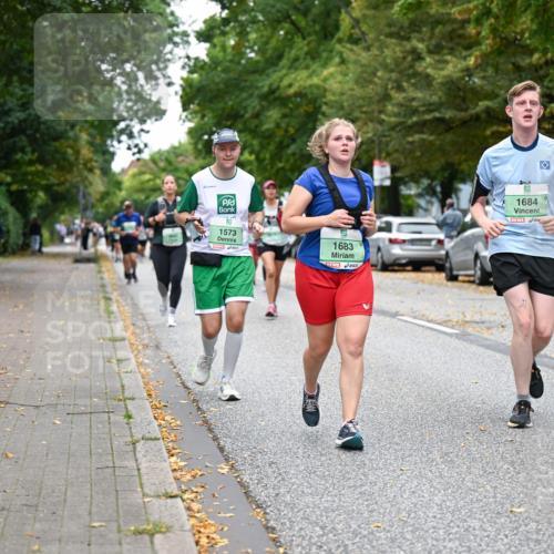 21.09.2025 - PSD Bank Halbmarathon Dr. Thomas Lammeyer http://msf.ph/oto/8934969 21.09.2025 10:57:36 Laufen 1573, 1683, 1684 meine-sportfotos.de