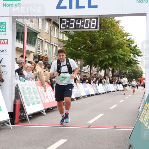 21.09.2025 - PSD Bank Halbmarathon Strokosch-Dieckow http://msf.ph/oto/8935076 21.09.2025 12:33:32 Ziel 1301, 1302, 3250, 3370, 3400 meine-sportfotos.de