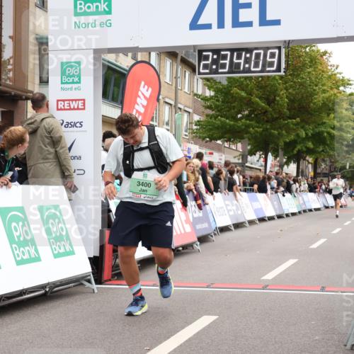 21.09.2025 - PSD Bank Halbmarathon Strokosch-Dieckow http://msf.ph/oto/8935078 21.09.2025 12:33:32 Ziel 1301, 1302, 3250, 3370, 3400 meine-sportfotos.de